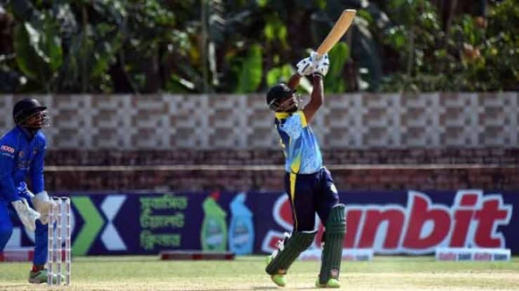 Nazmul’s Century After a Long Wait Brings Relief for Abahani